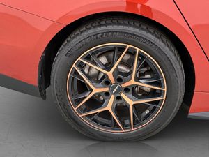 BMW i4 bild 37