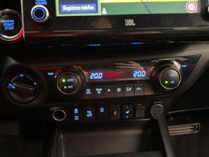 Toyota Hilux bild 28