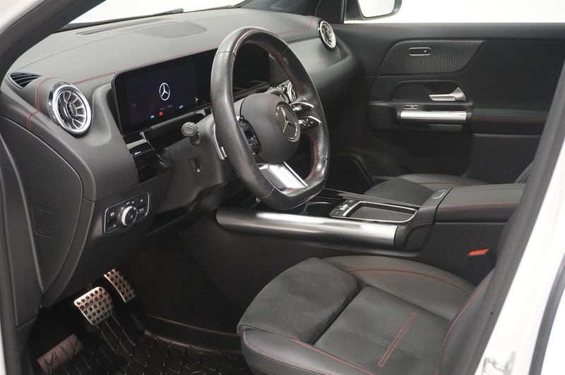 Mercedes EQA300 bild 2