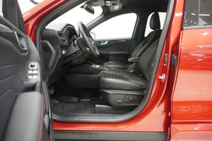 Ford Kuga bild 2