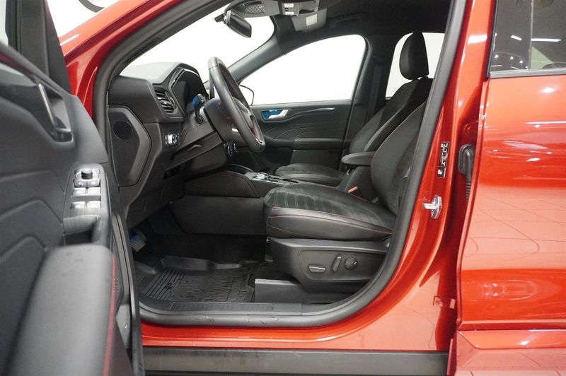 Ford Kuga bild 2