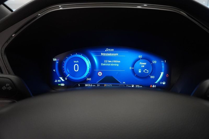Ford Kuga bild 10