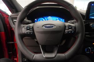 Ford Kuga bild 11