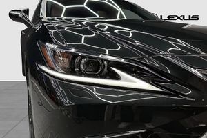 Lexus ES bild 9