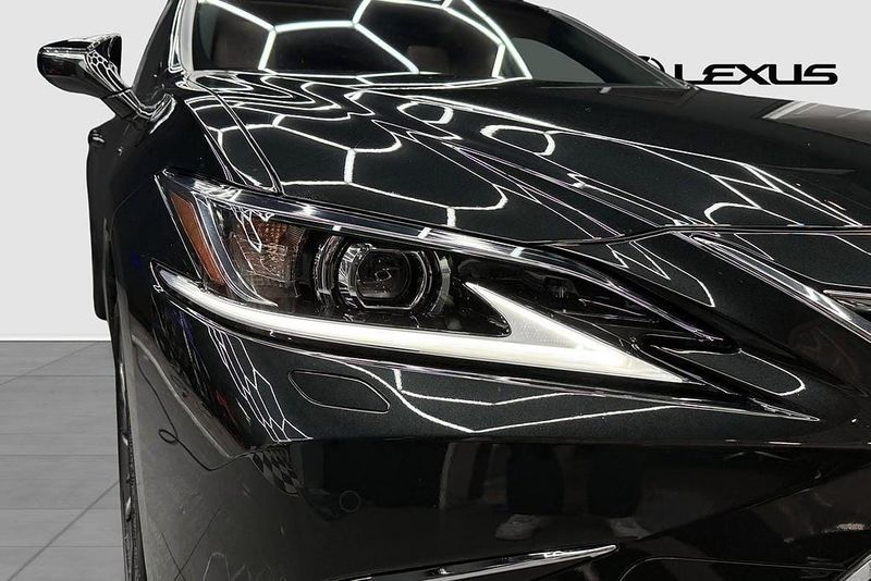 Lexus ES bild 9