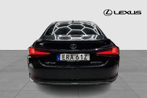 Lexus ES bild 3