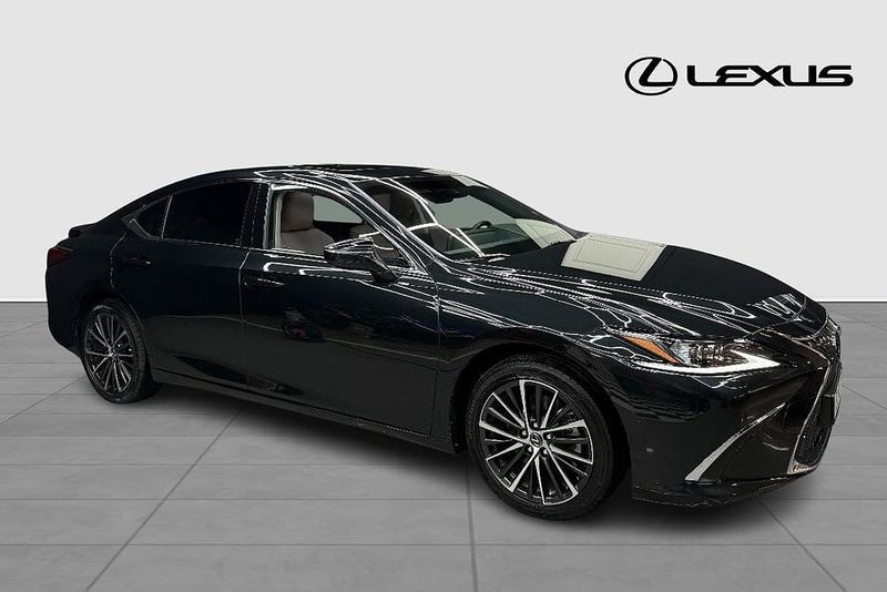 Lexus ES bild 7