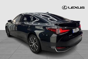 Lexus ES bild 2