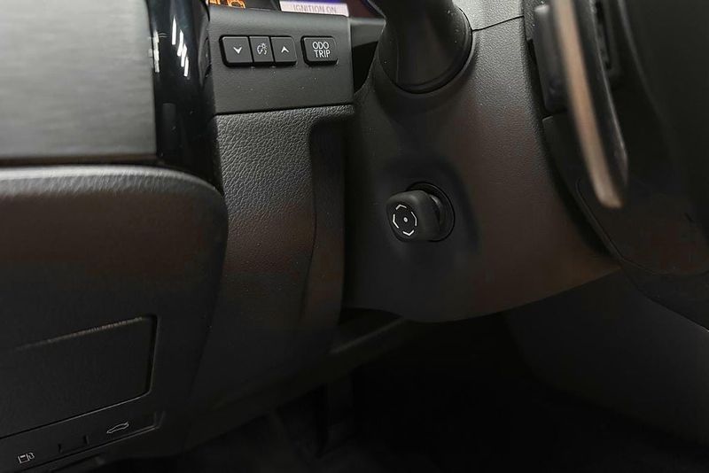 Lexus ES bild 18