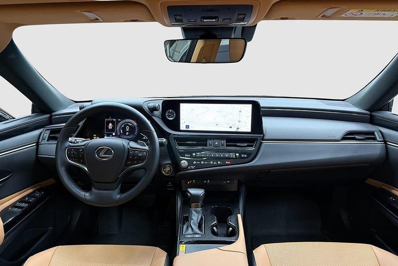 Lexus ES bild 12