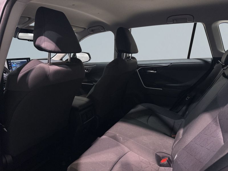 Toyota RAV4 bild 13