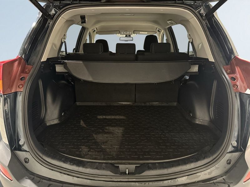 Toyota RAV4 bild 12