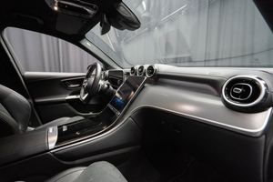 Mercedes GLC300 bild 14