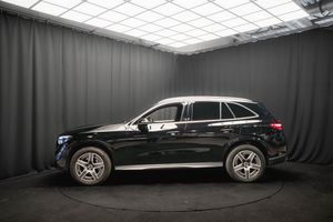 Mercedes GLC300 bild 10