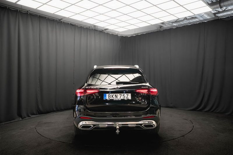 Mercedes GLC300 bild 8