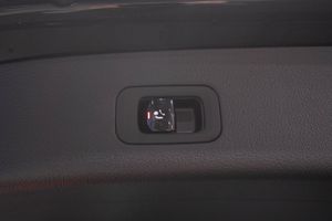 Mercedes GLC300 bild 23