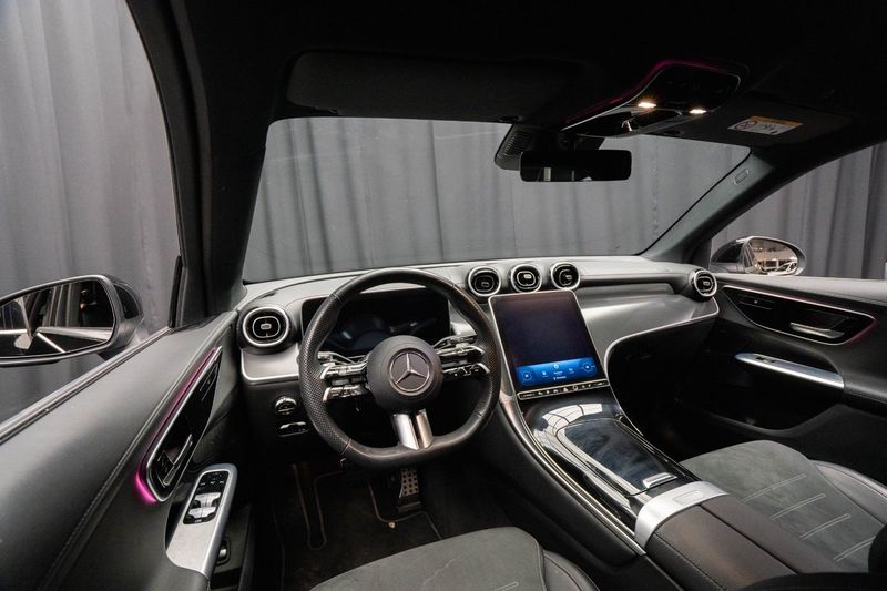 Mercedes GLC300 bild 12
