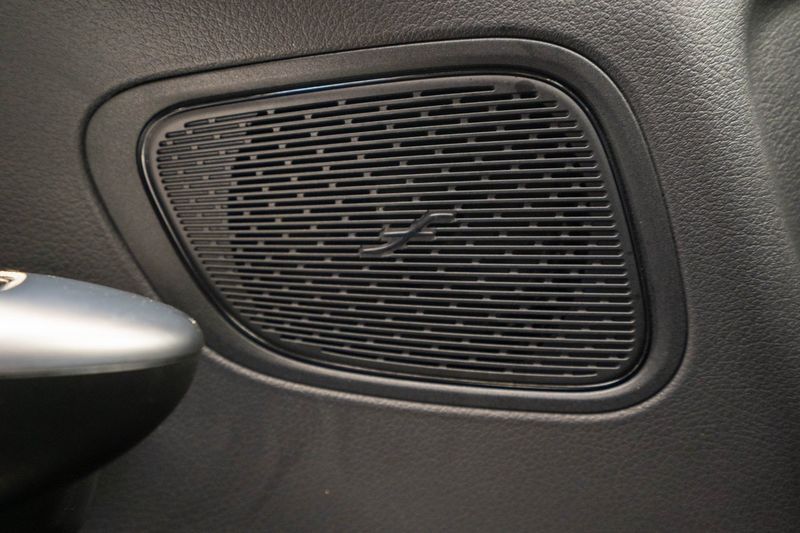 Mercedes GLC300 bild 16