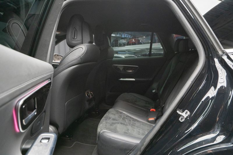 Mercedes GLC300 bild 19