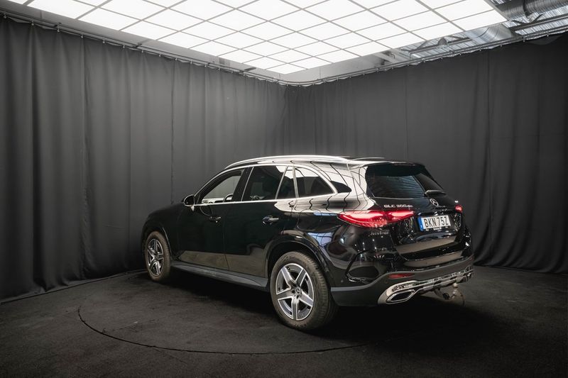 Mercedes GLC300 bild 9