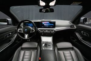 BMW 330 bild 12