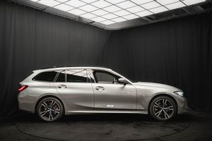 BMW 330 bild 6
