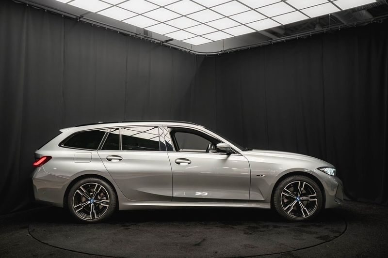 BMW 330 bild 6