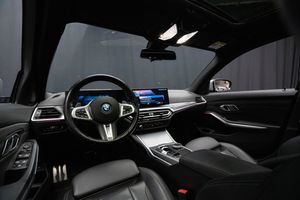 BMW 330 bild 11