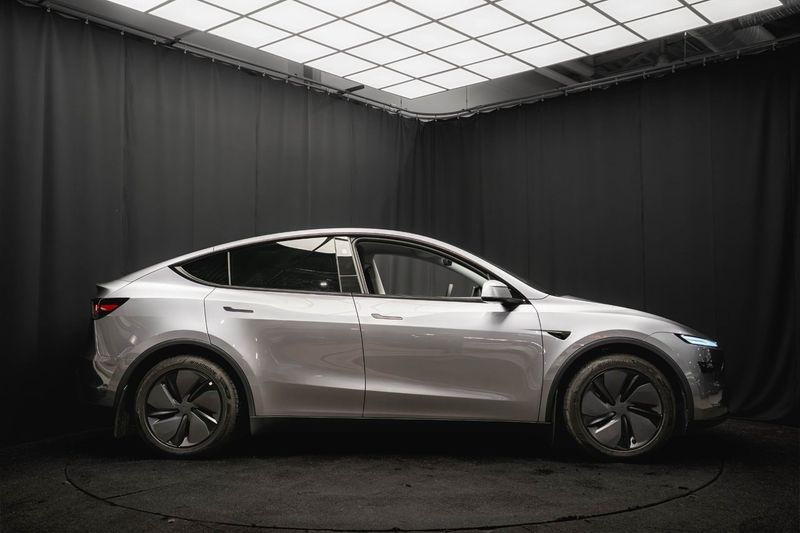 Tesla Model Y bild 5