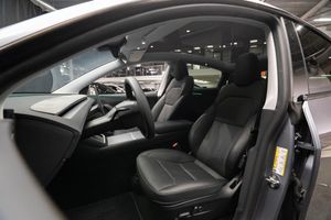 Tesla Model Y bild 19