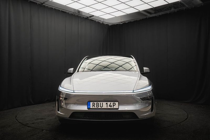 Tesla Model Y bild 3