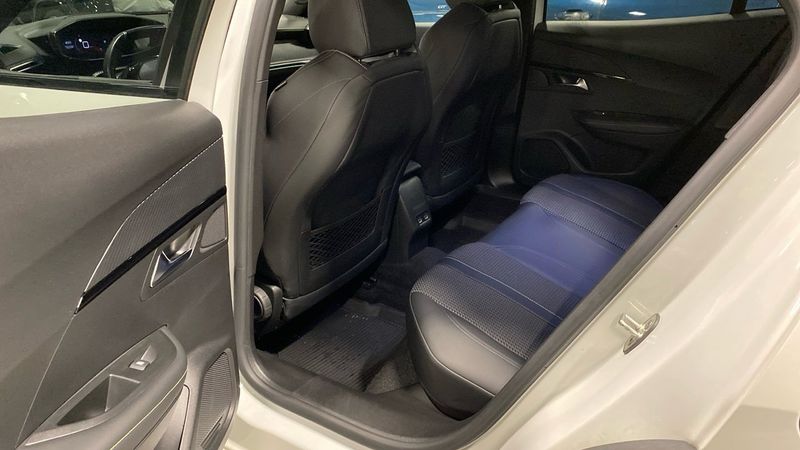 Peugeot 2008 bild 7