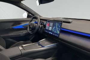 Lynk & Co 08 bild 9