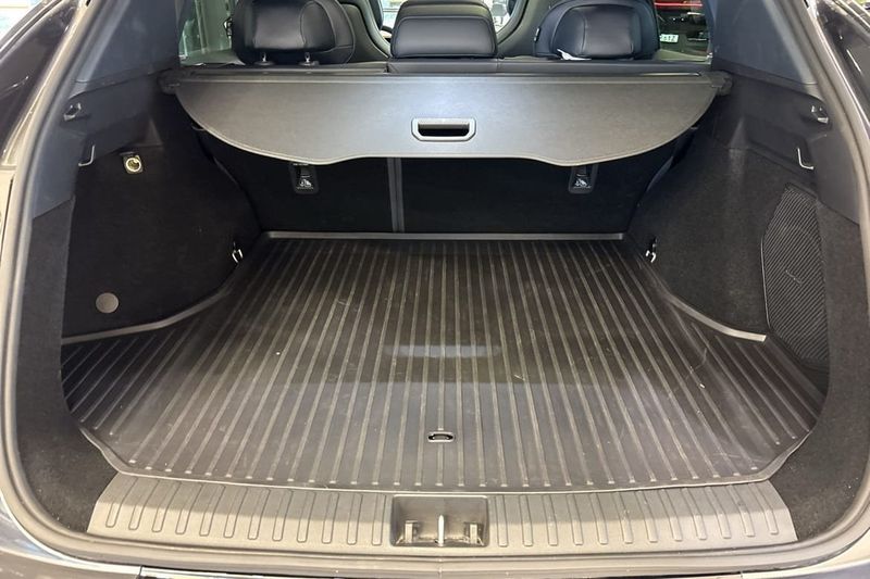 Lynk & Co 08 bild 12