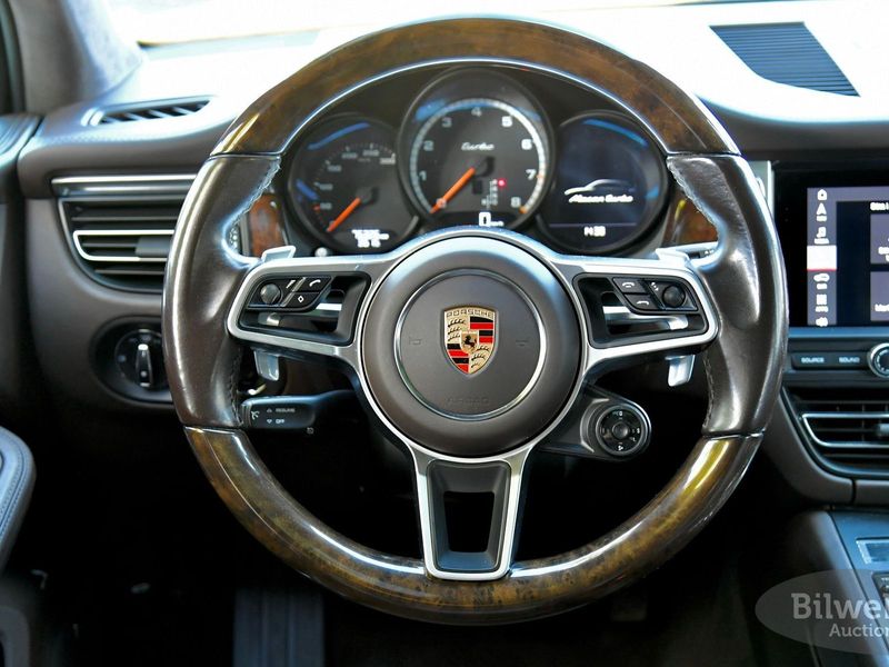 Porsche Macan bild 25