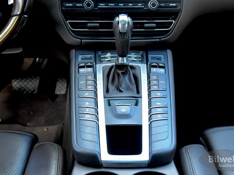 Porsche Macan bild 26