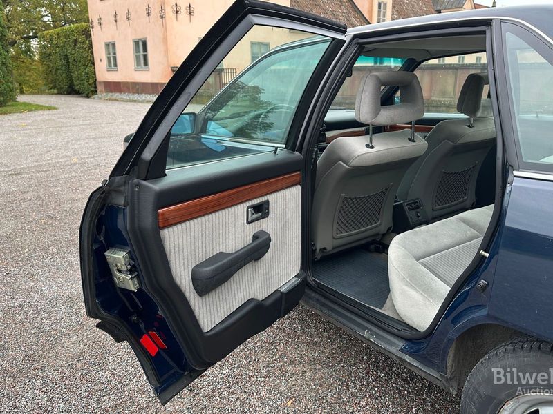 Audi 100 bild 36