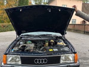 Audi 100 bild 13