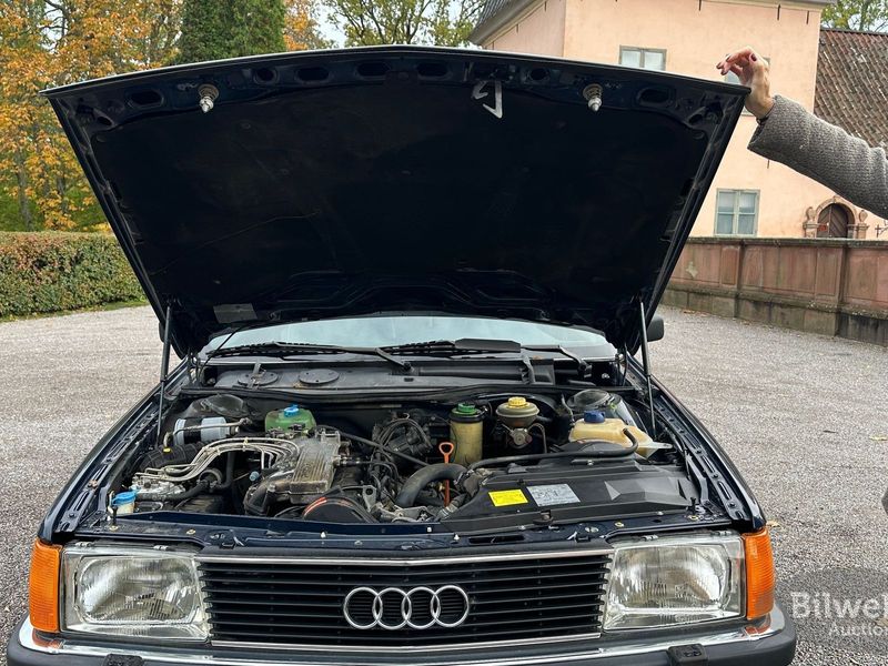 Audi 100 bild 13