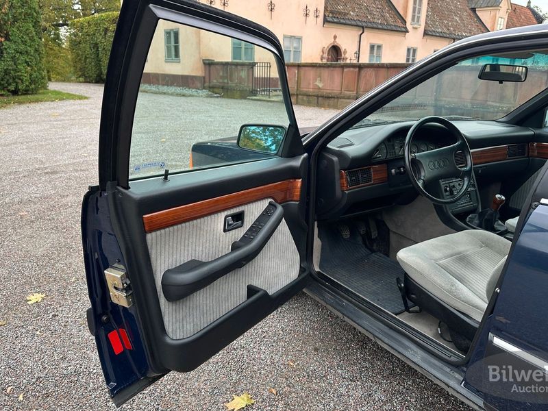 Audi 100 bild 32