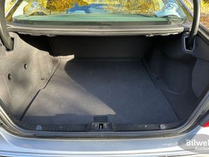 Mercedes E200 bild 19