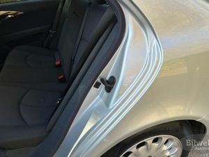 Mercedes E200 bild 37