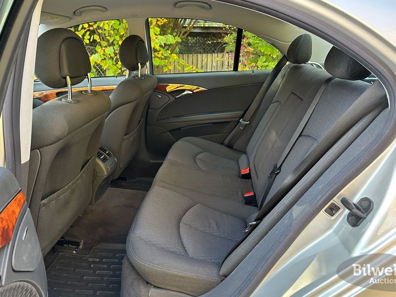 Mercedes E200 bild 35