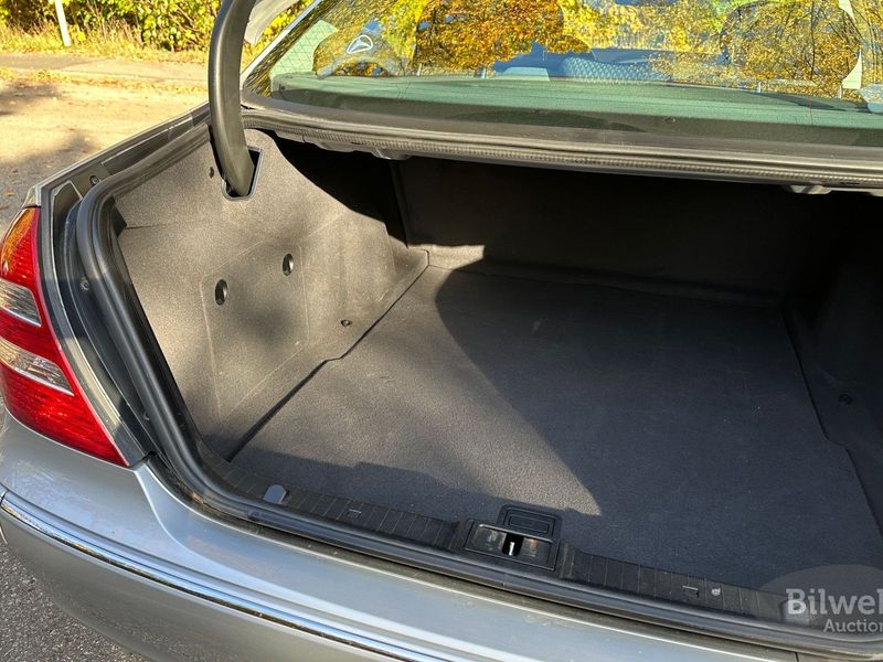 Mercedes E200 bild 20
