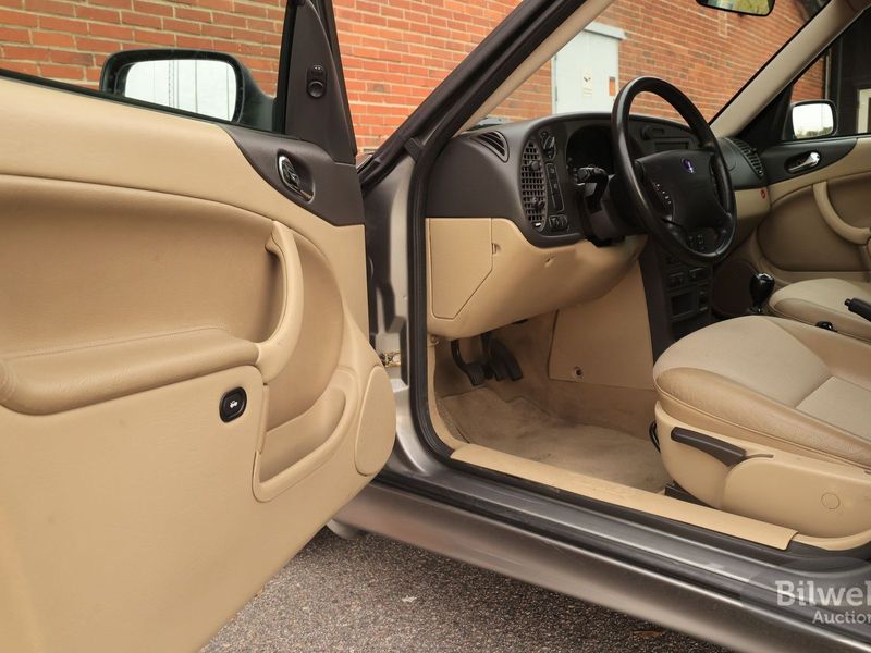 Saab 9-3 bild 6