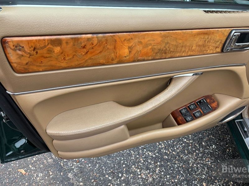Jaguar XJ6 bild 18