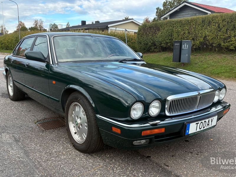 Jaguar XJ6 bild 4