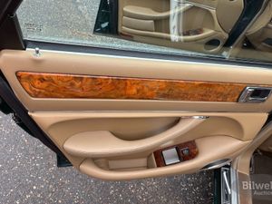 Jaguar XJ6 bild 19
