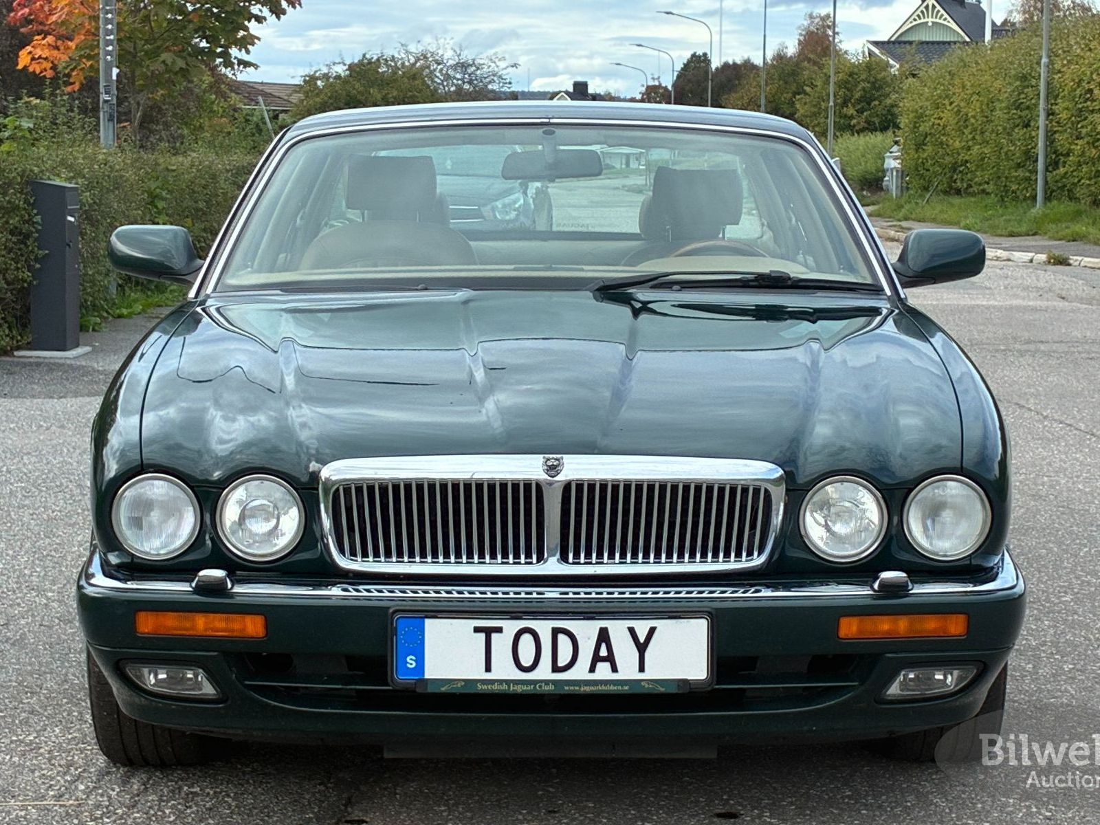 Jaguar XJ6