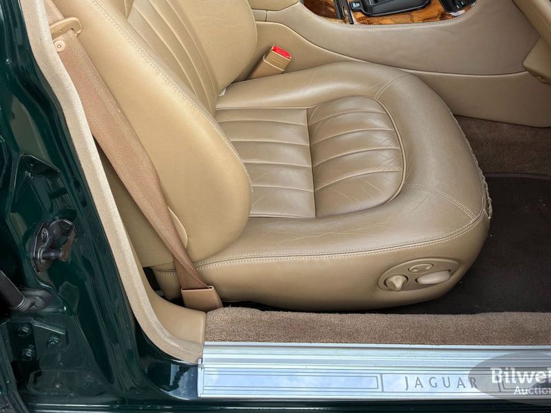 Jaguar XJ6 bild 27